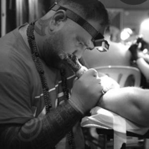tattoo_Paiki_le_sabot_du_pape_33_en_session